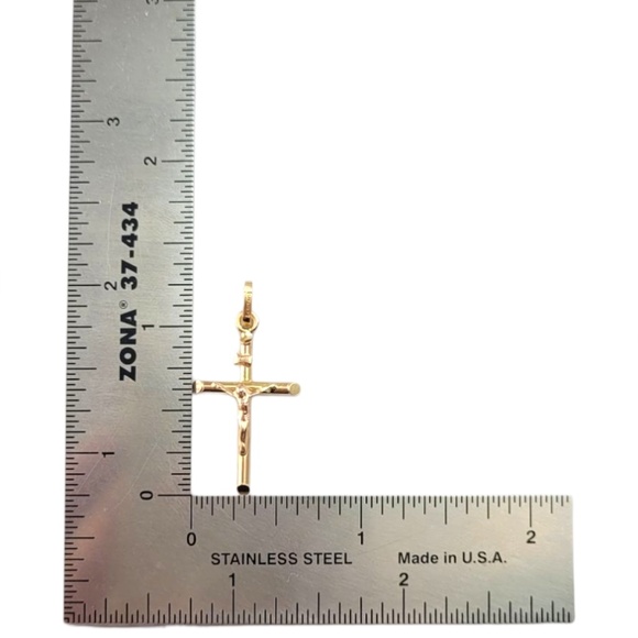 14 Karat Yellow Gold Crucifix Pendant #21328 - Picture 8 of 9